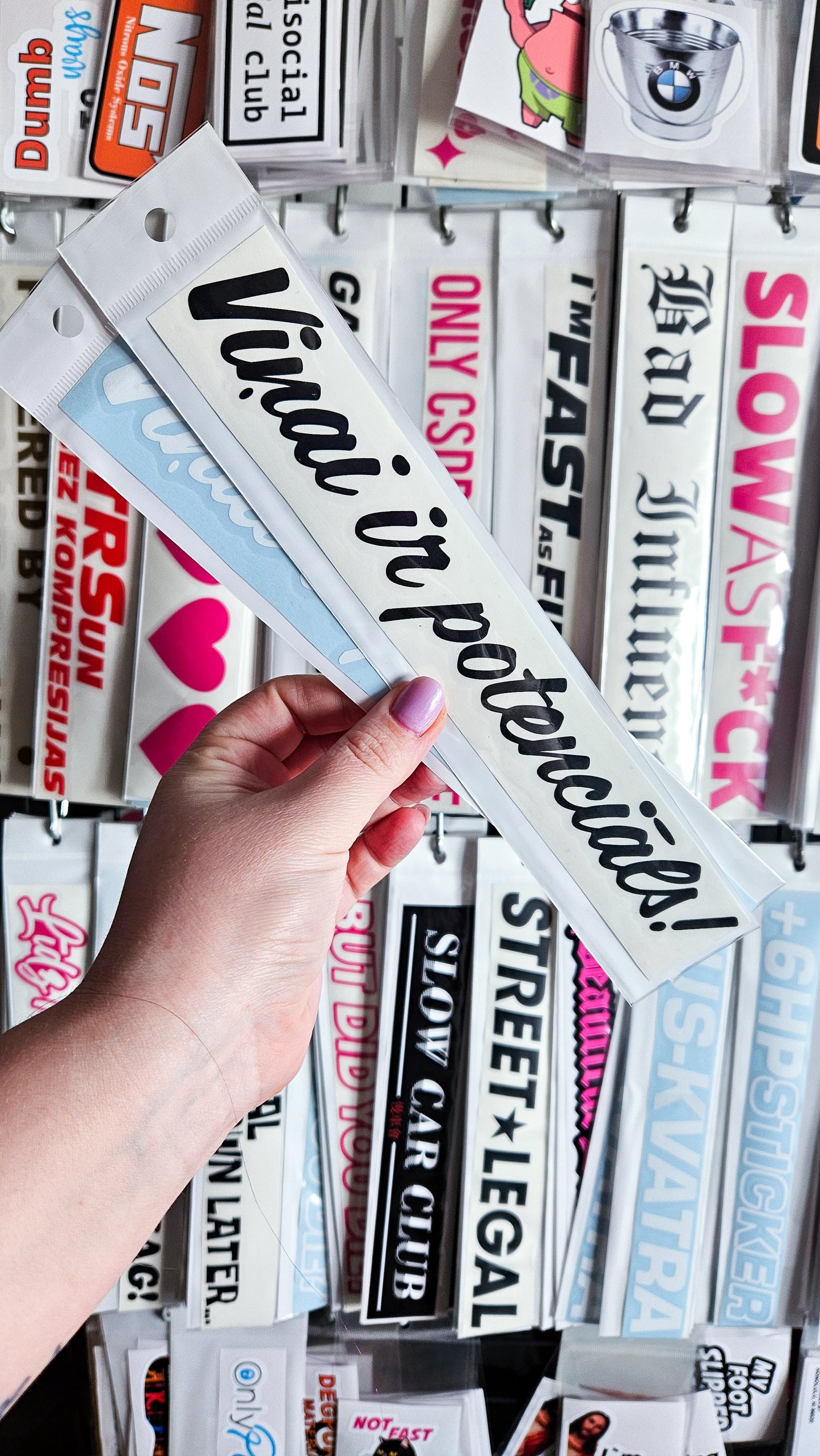 Viņai ir potenciāls - Plotted Vinyl Sticker