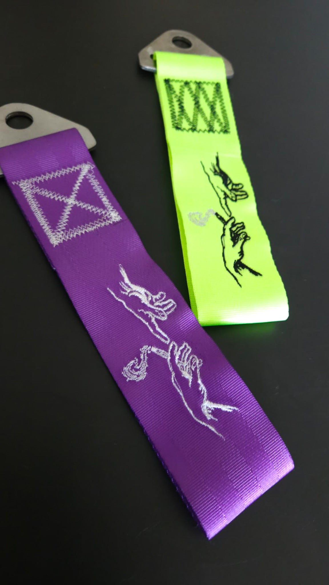 ''Smoking hands'' - Car Tow Strap